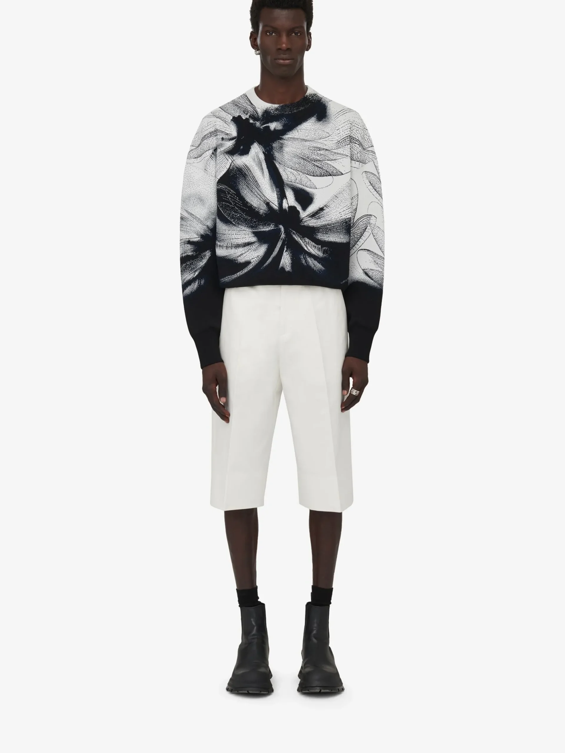 Flash Sale Alexander McQueen Men's Dragonfly Jumper in Black/Ivory