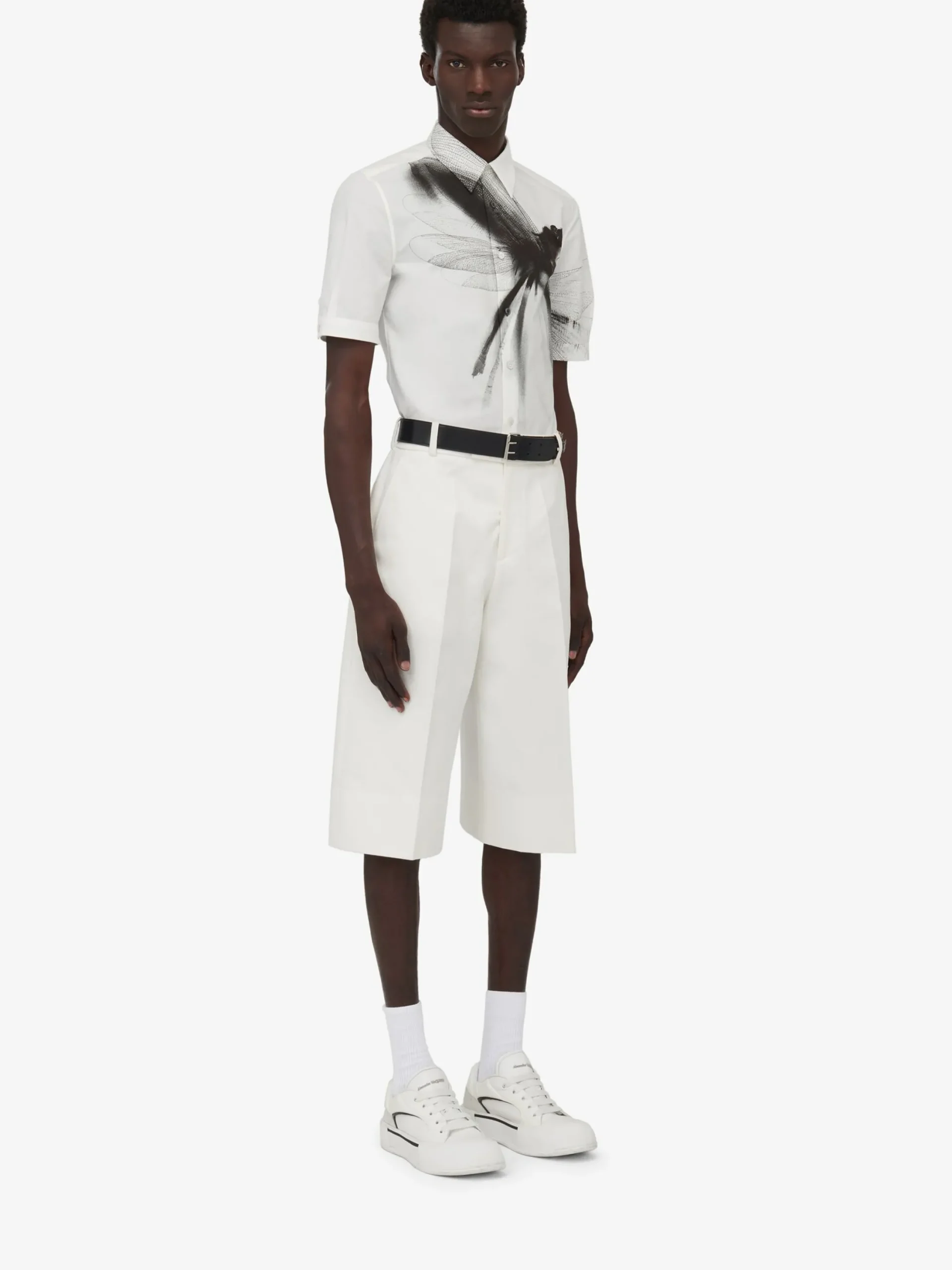 Online Alexander McQueen Men's Dragonfly Short Sleeve Shirt in White/Black