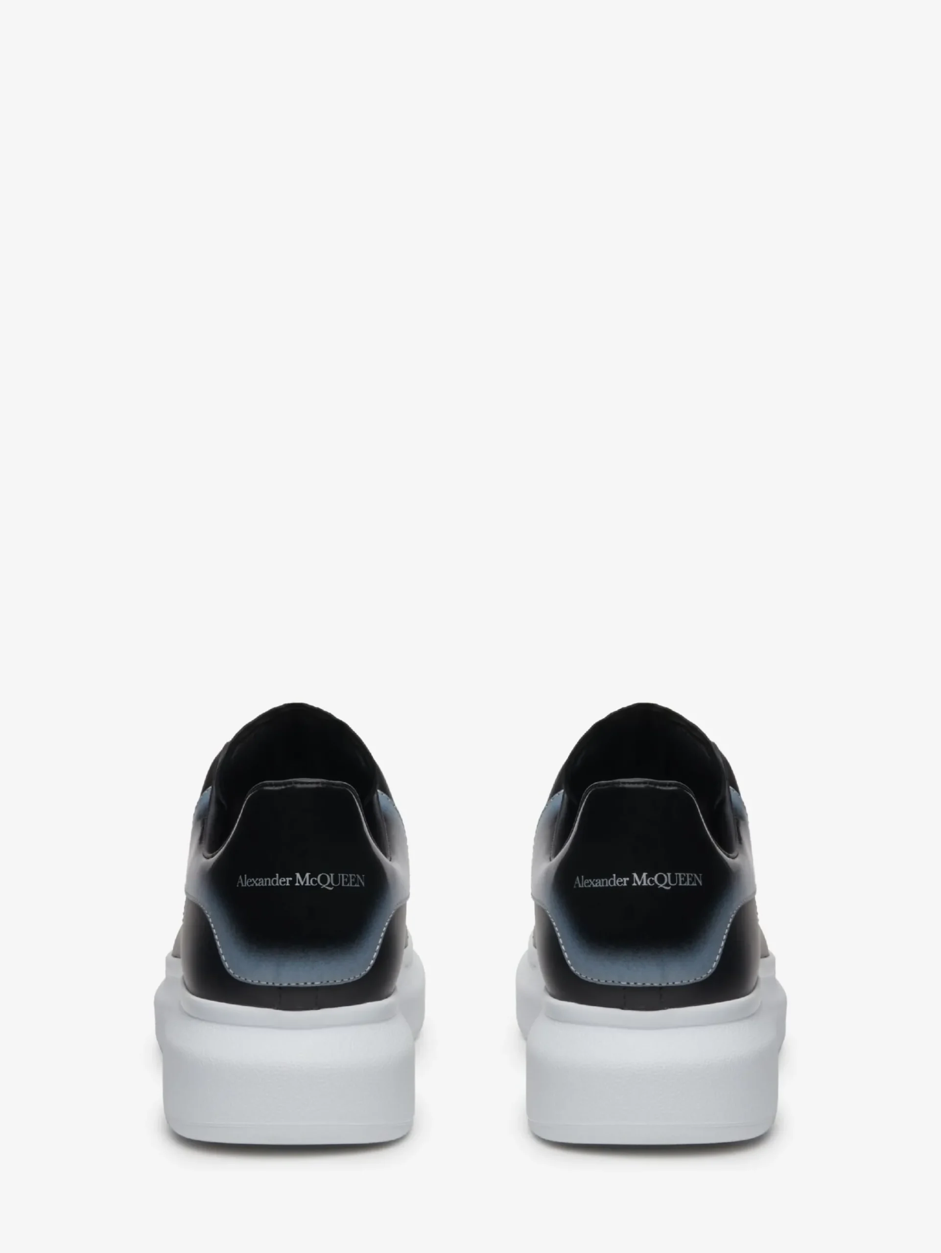 New Alexander McQueen Men's Oversized Sneaker in Black/Silver