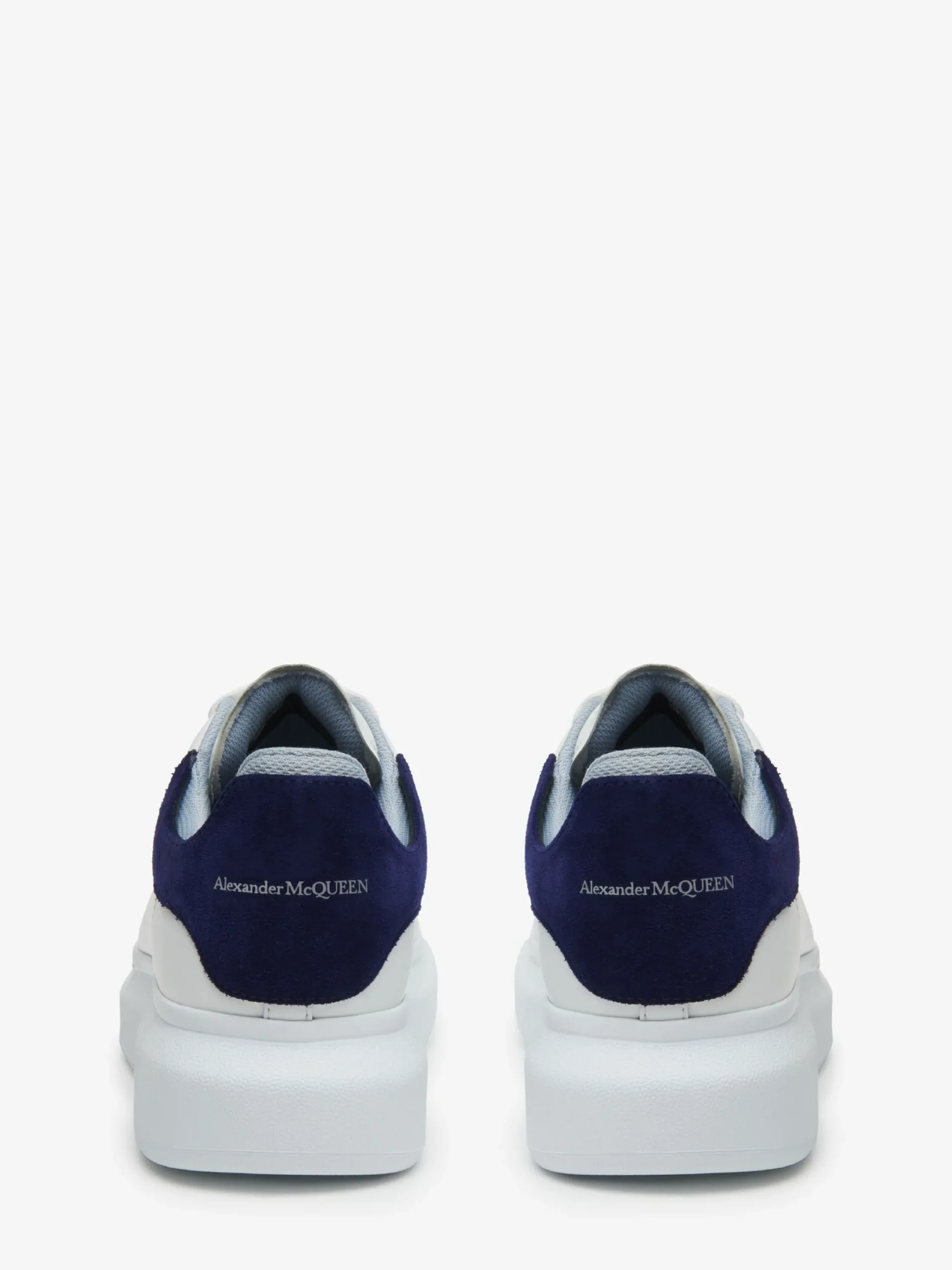 Best Sale Alexander McQueen Men's Oversized Sneaker in White/Navy/Light Blue