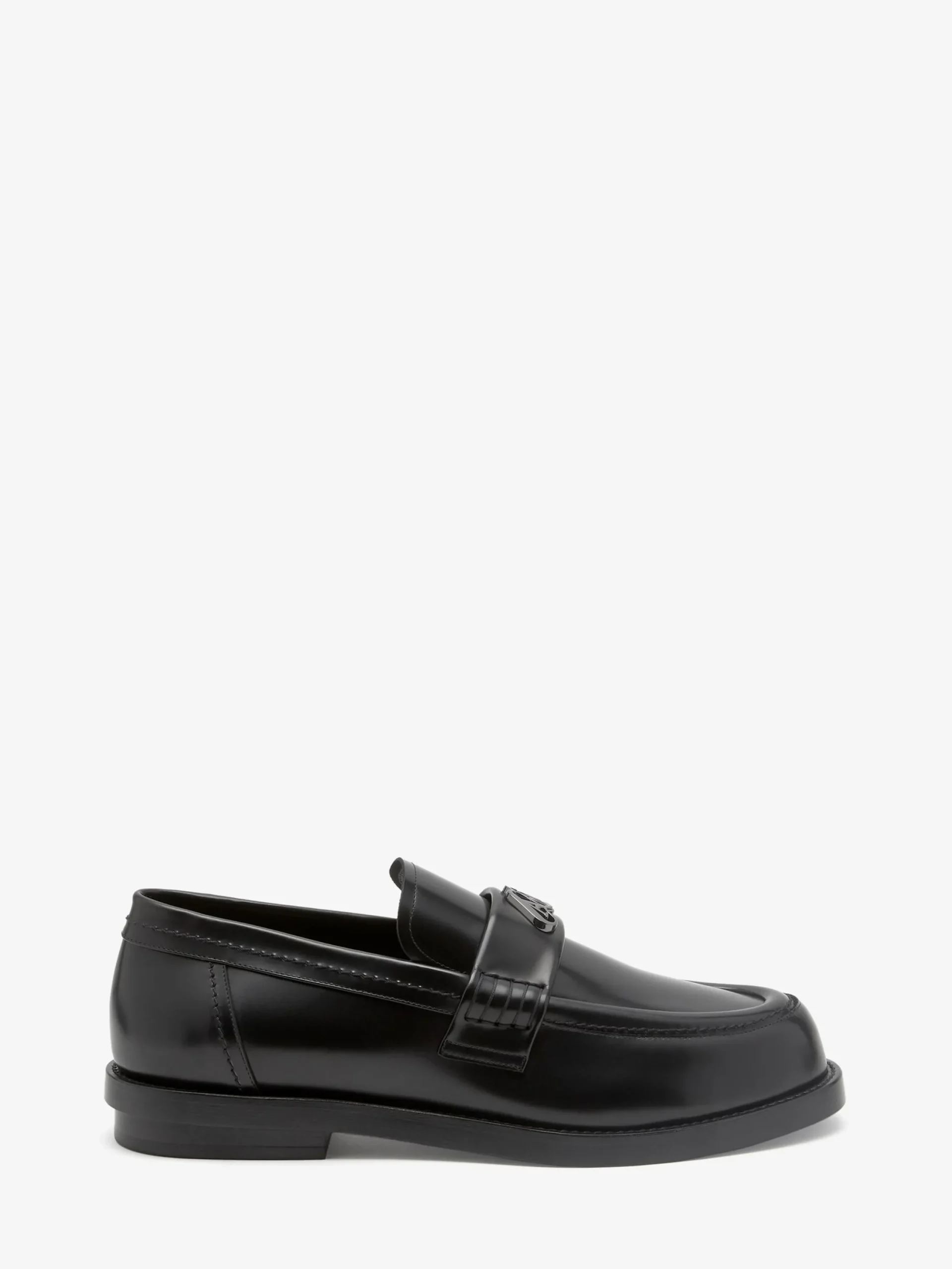 Discount Alexander McQueen Men's Seal Loafer in Black/Gun Metal