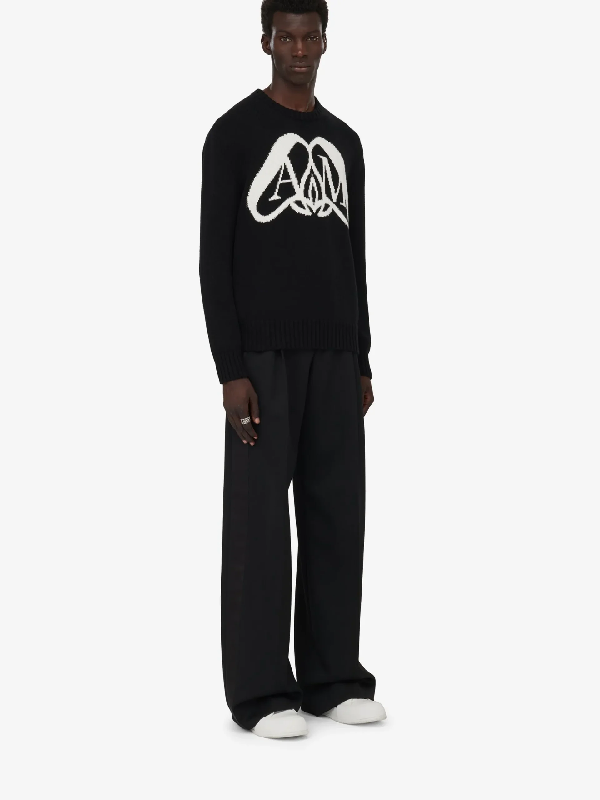 New Alexander McQueen Men's Seal Logo Jumper in Black/Ivory