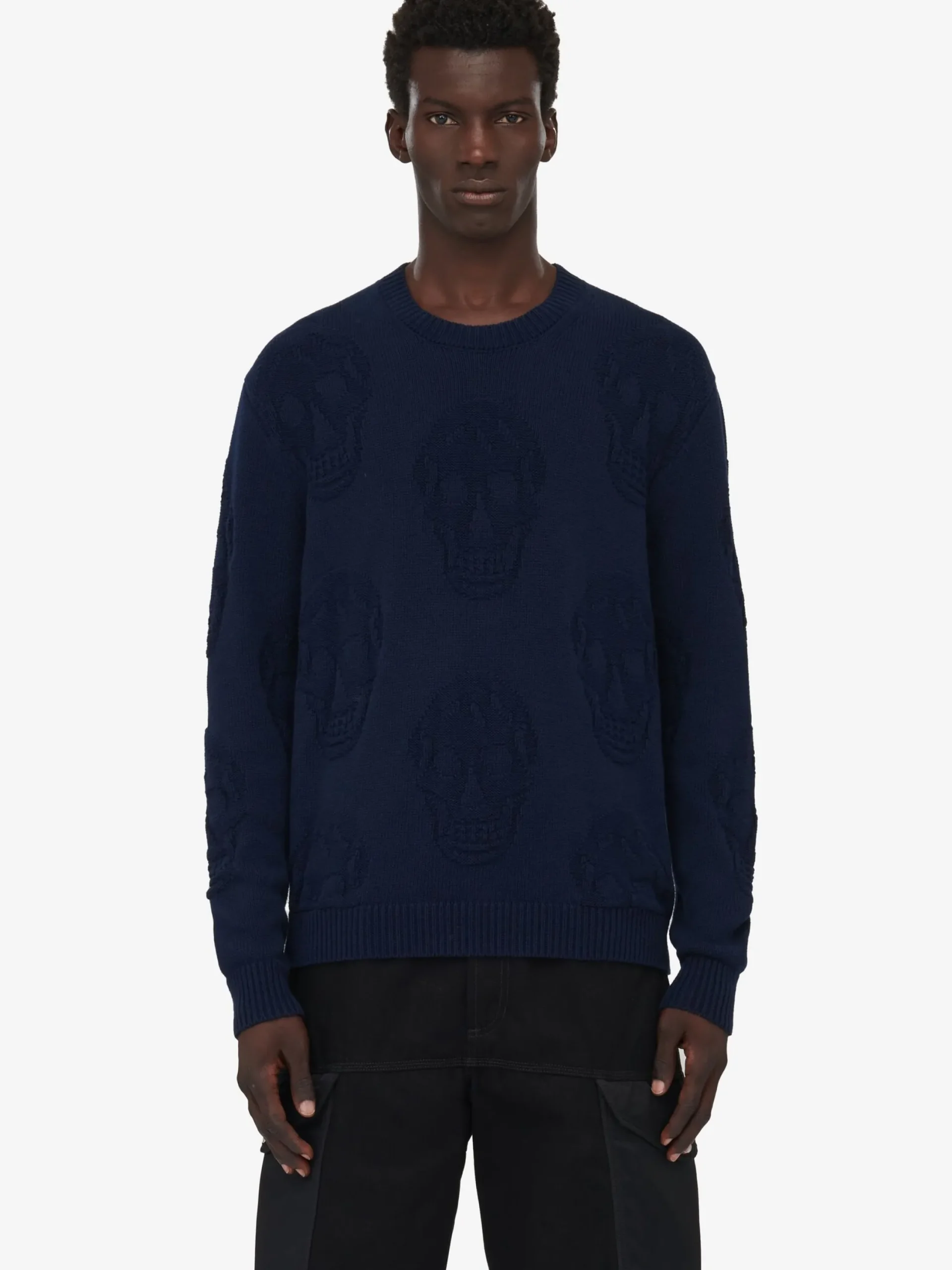 New Alexander McQueen Men's Textured Skull Jumper in Navy