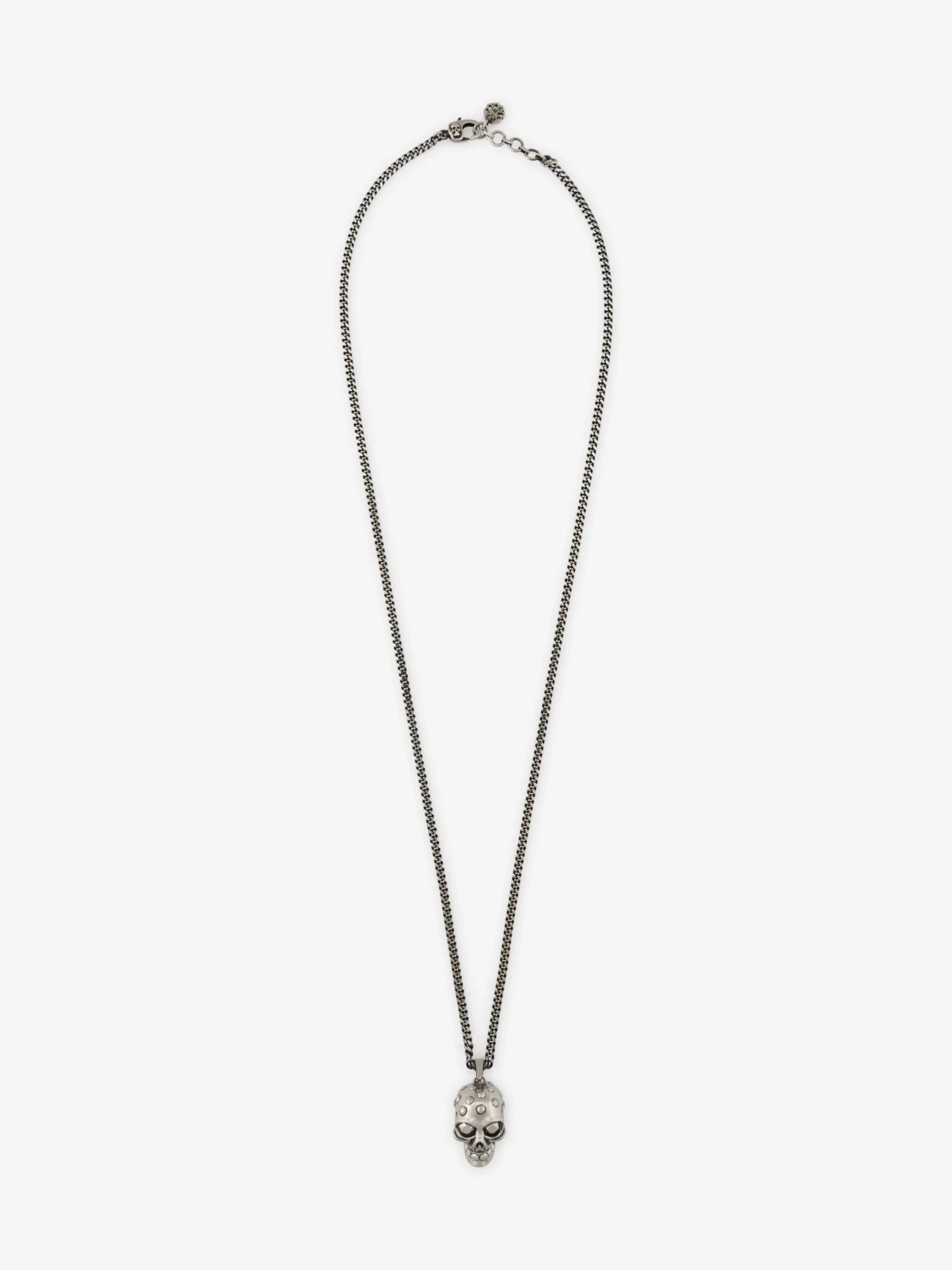 Store Alexander McQueen Men's The Knuckle Skull Necklace in Antique silver