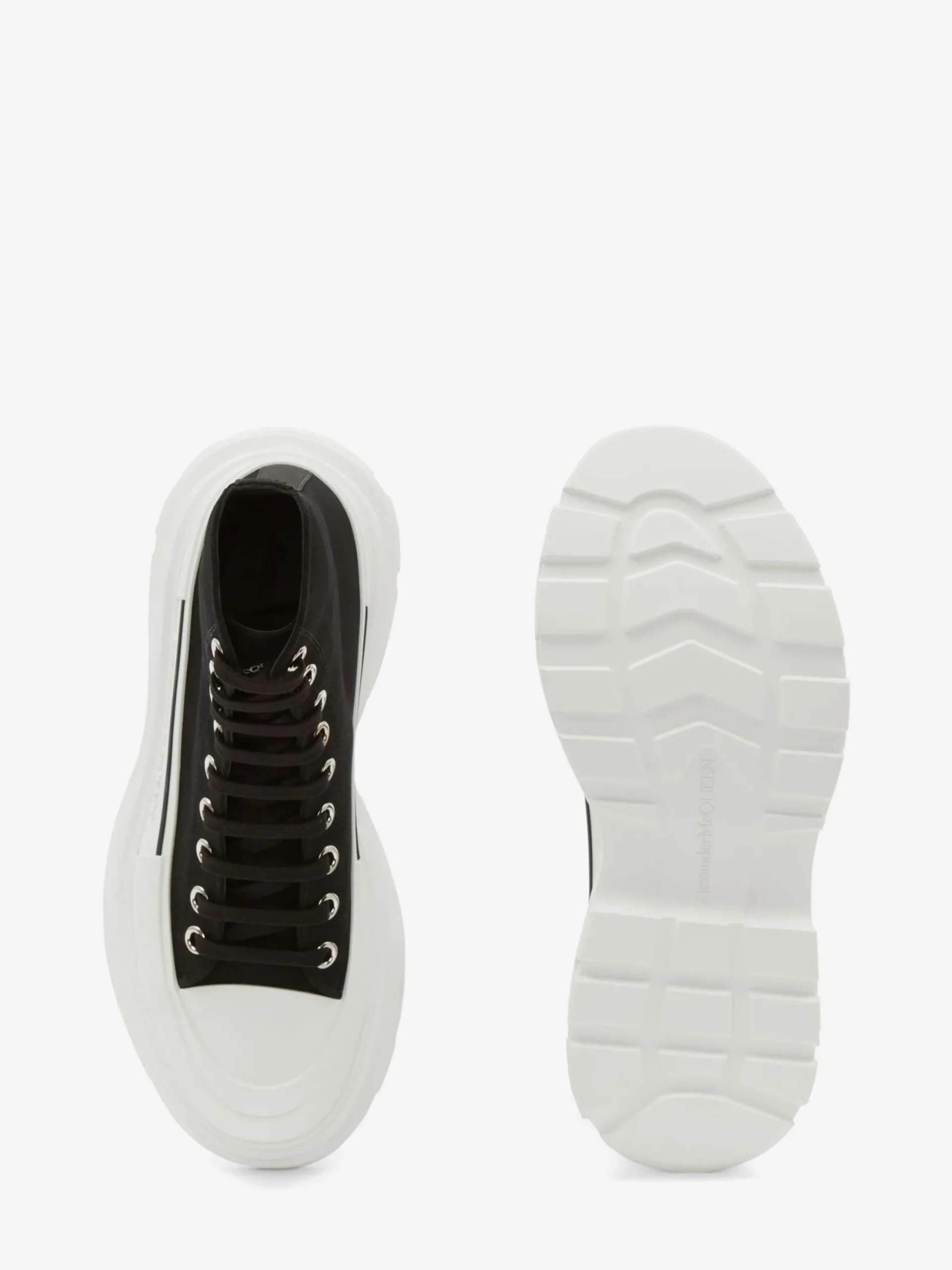 Sale Alexander McQueen Men's Tread Slick Boot in Black/White