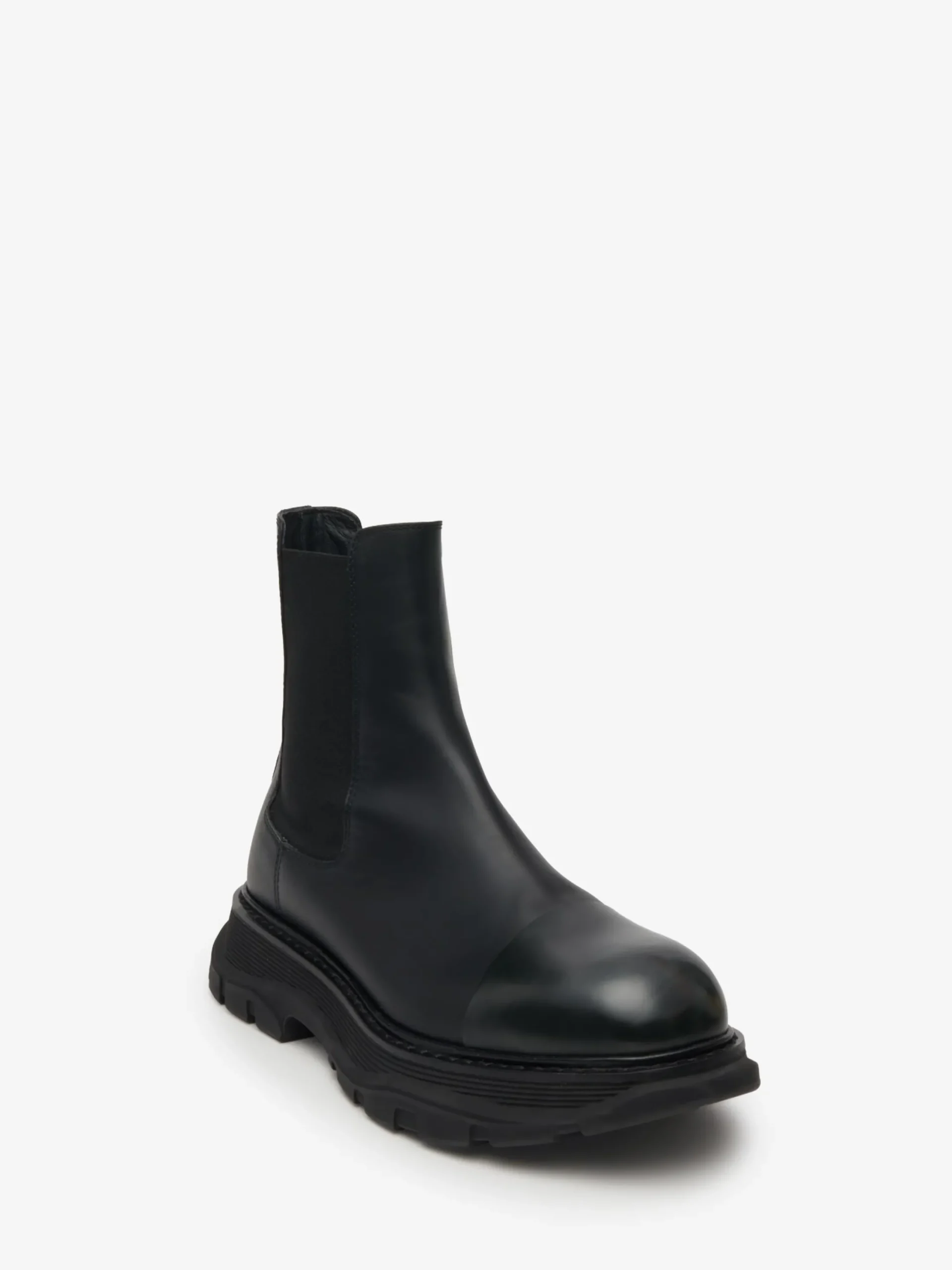 Best Sale Alexander McQueen Men's Wander Chelsea Boot in Black