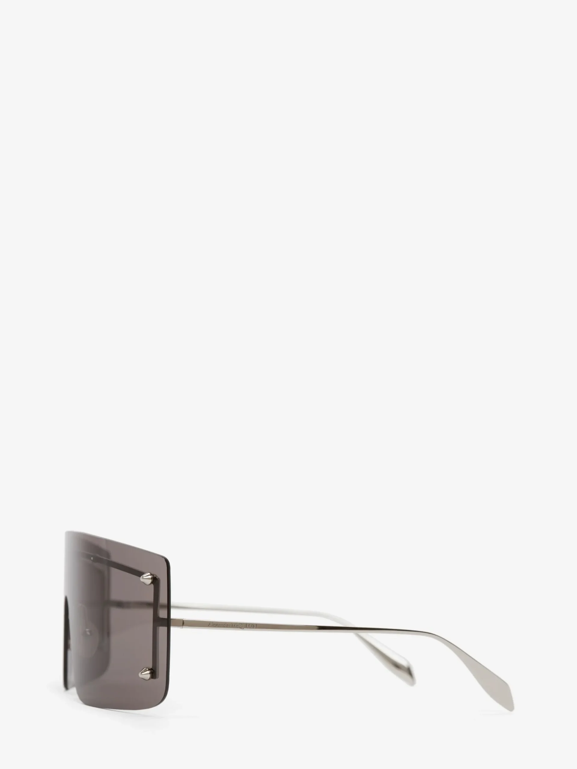 Fashion Alexander McQueen Spike Studs Mask Sunglasses in Smoke/Silver