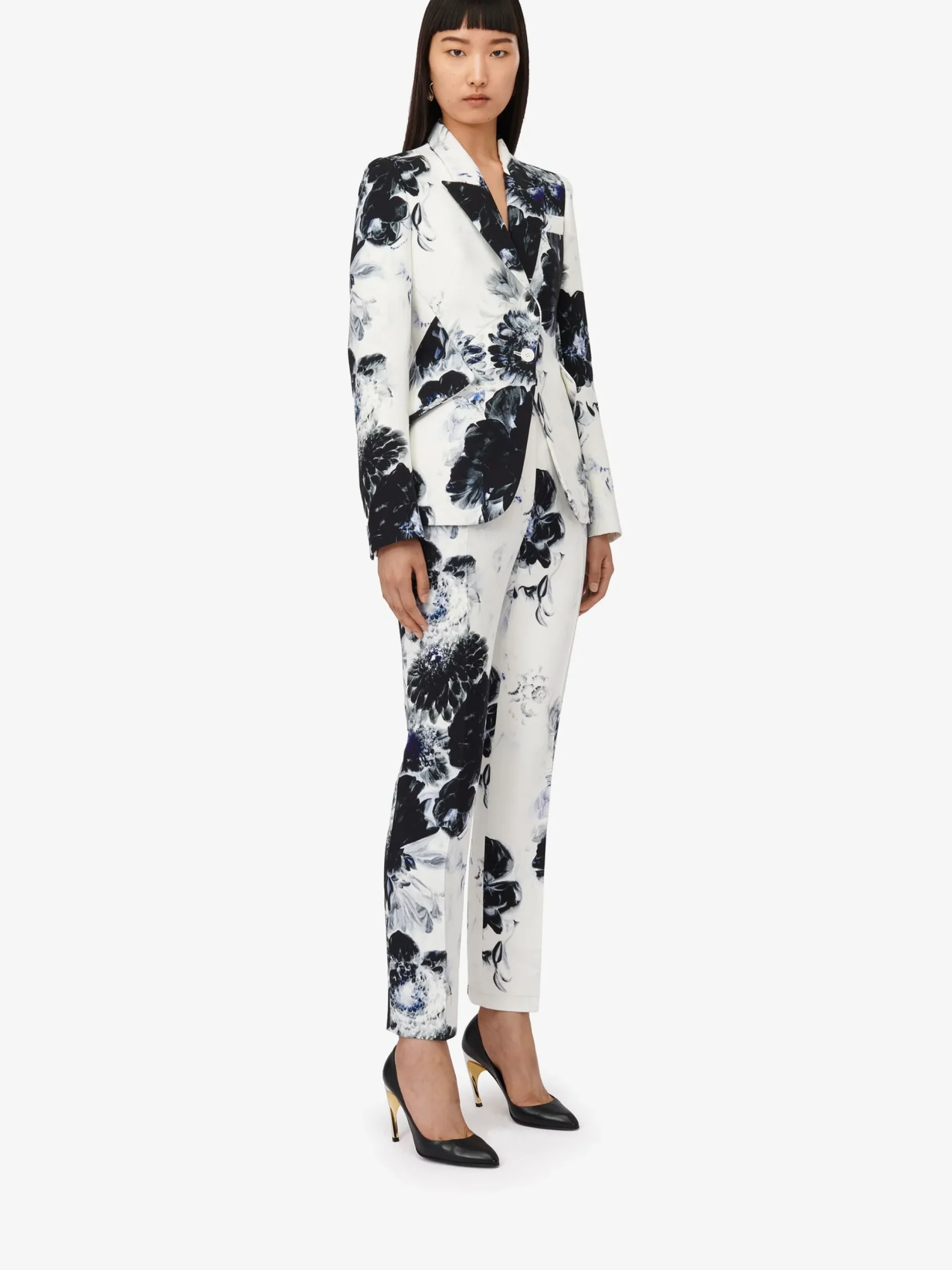 Flash Sale Alexander McQueen Women's Chiaroscuro Peak Shoulder Jacket in White/Black/Electric Blue