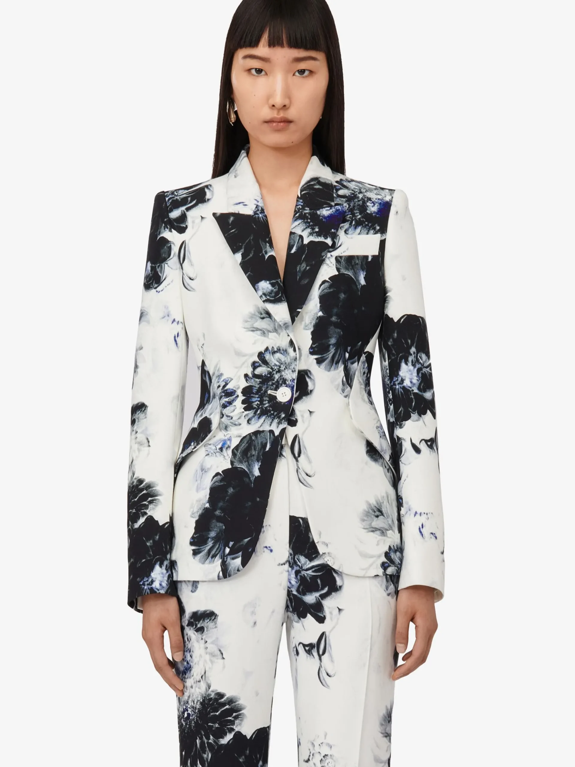 Flash Sale Alexander McQueen Women's Chiaroscuro Peak Shoulder Jacket in White/Black/Electric Blue