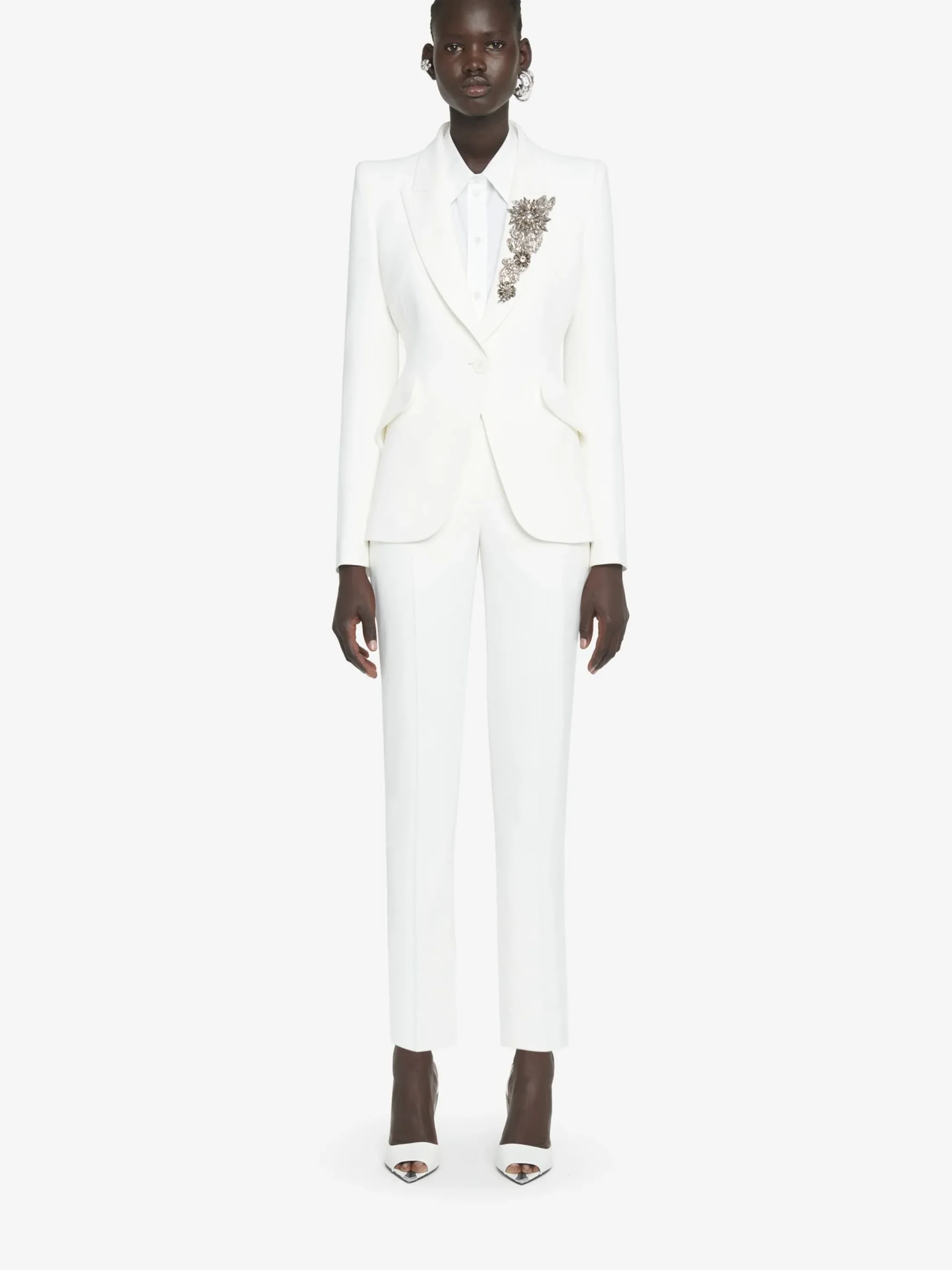 Fashion Alexander McQueen Women's Leaf Crepe Cigarette Trouser in LIGHT IVORY