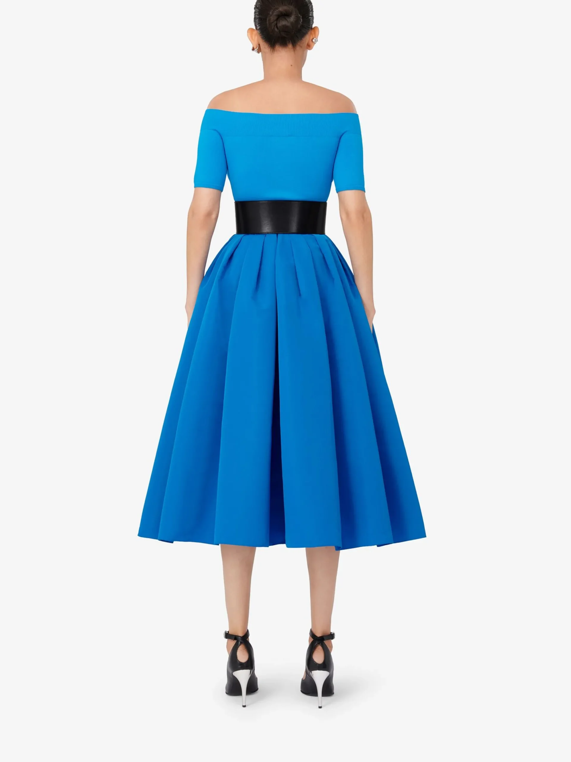 Sale Alexander McQueen Women's Off-the-shoulder Knit Top in Lapis Blue