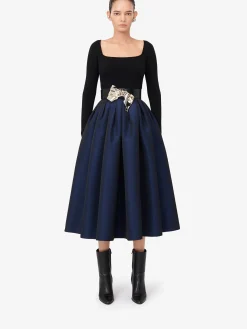Best Alexander McQueen Women's Off-the-shoulder Knit Top in Black