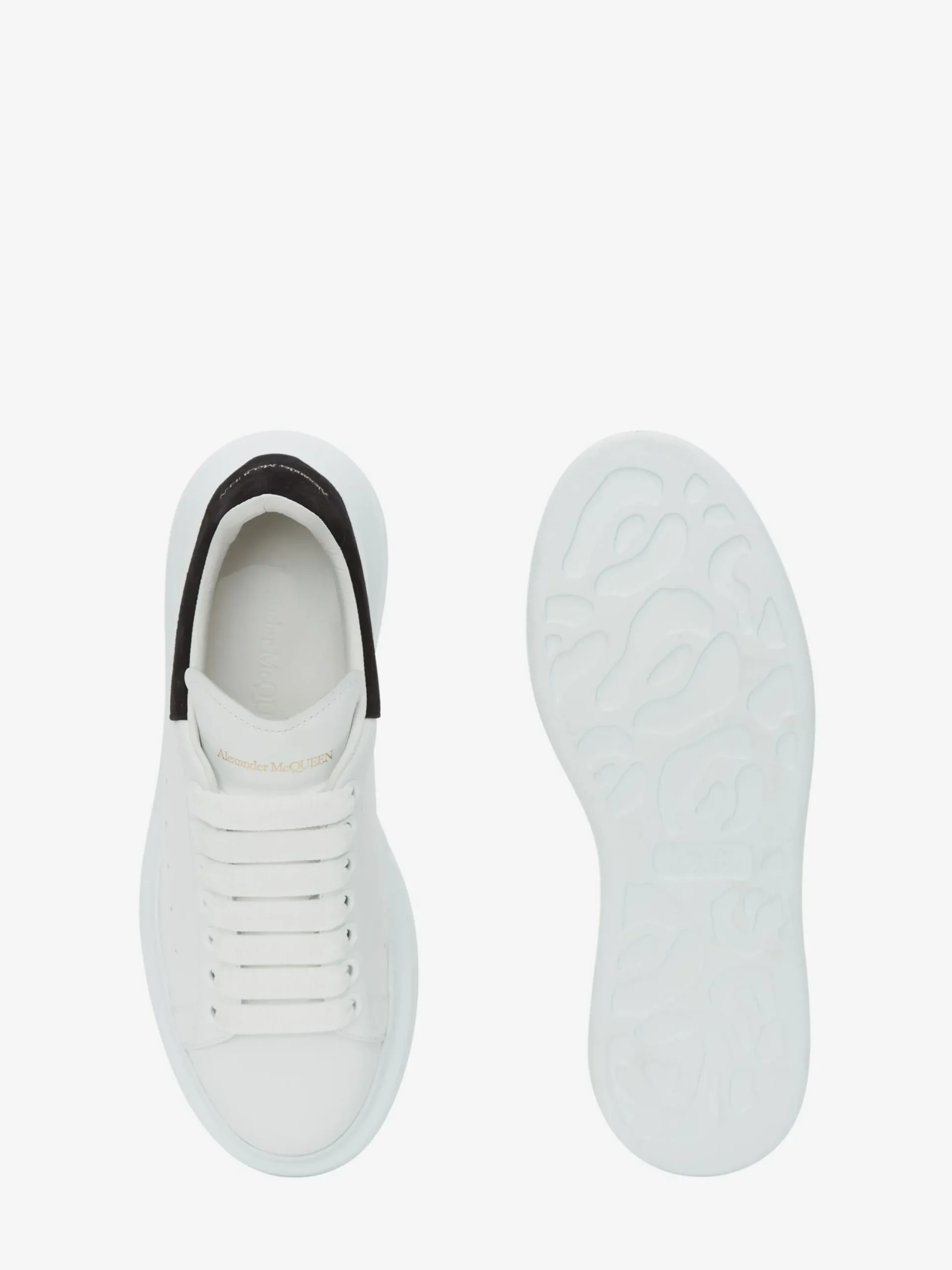 Best Sale Alexander McQueen Women's Oversized Sneaker in White/Black