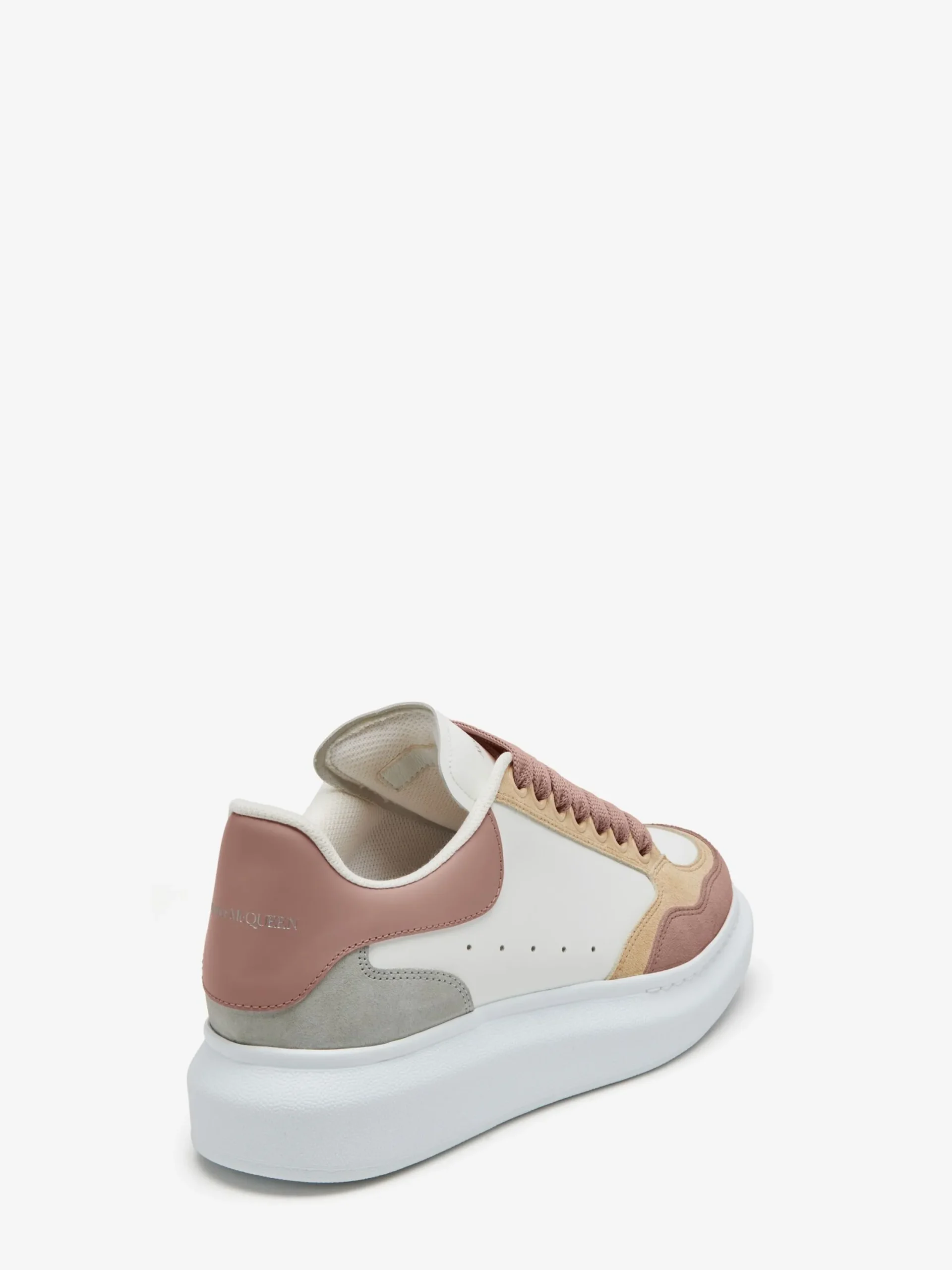 Fashion Alexander McQueen Women's Oversized Sneaker in White/Vanilla/Cement