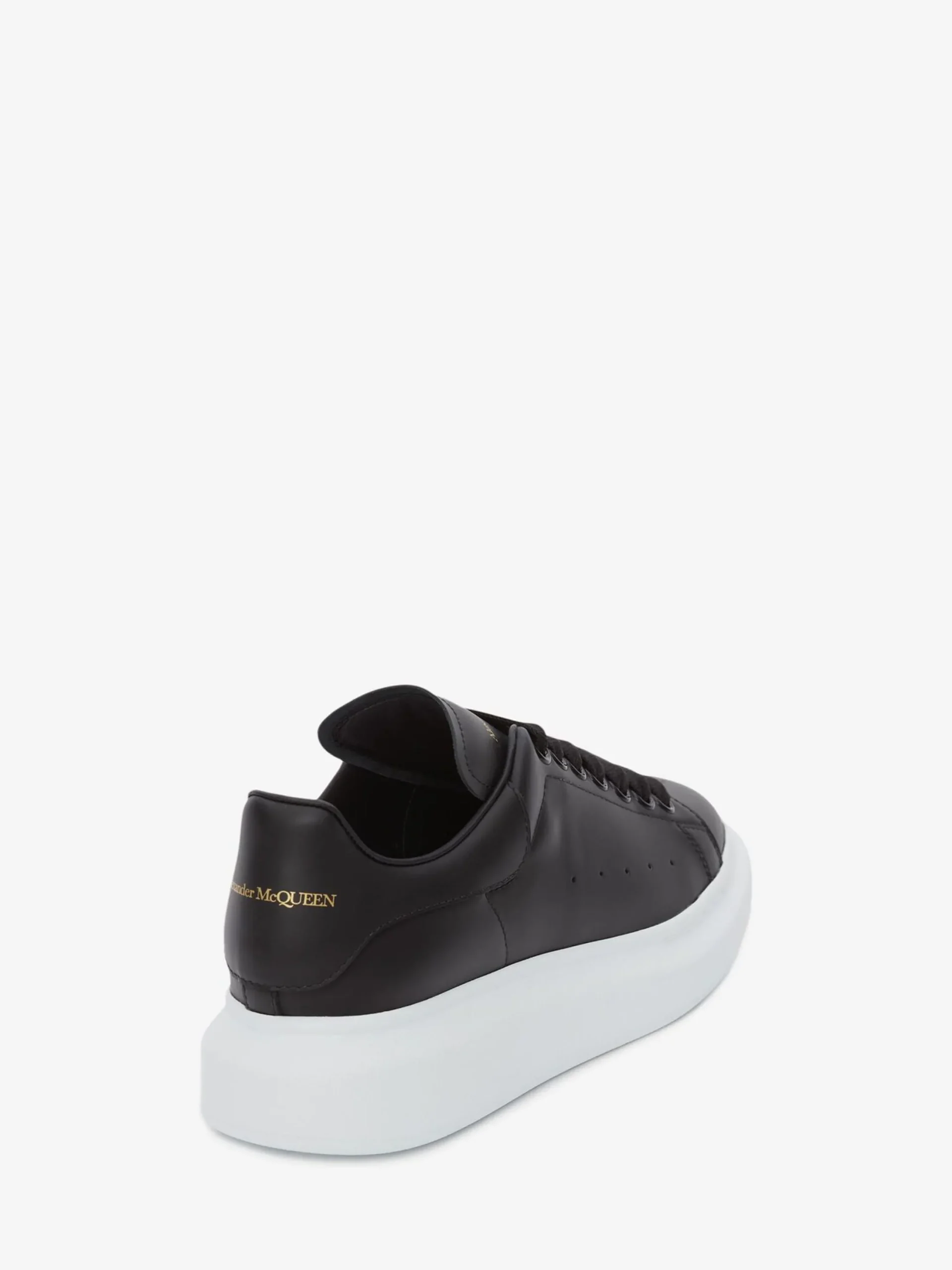 Sale Alexander McQueen Women's Oversized Sneaker in Black