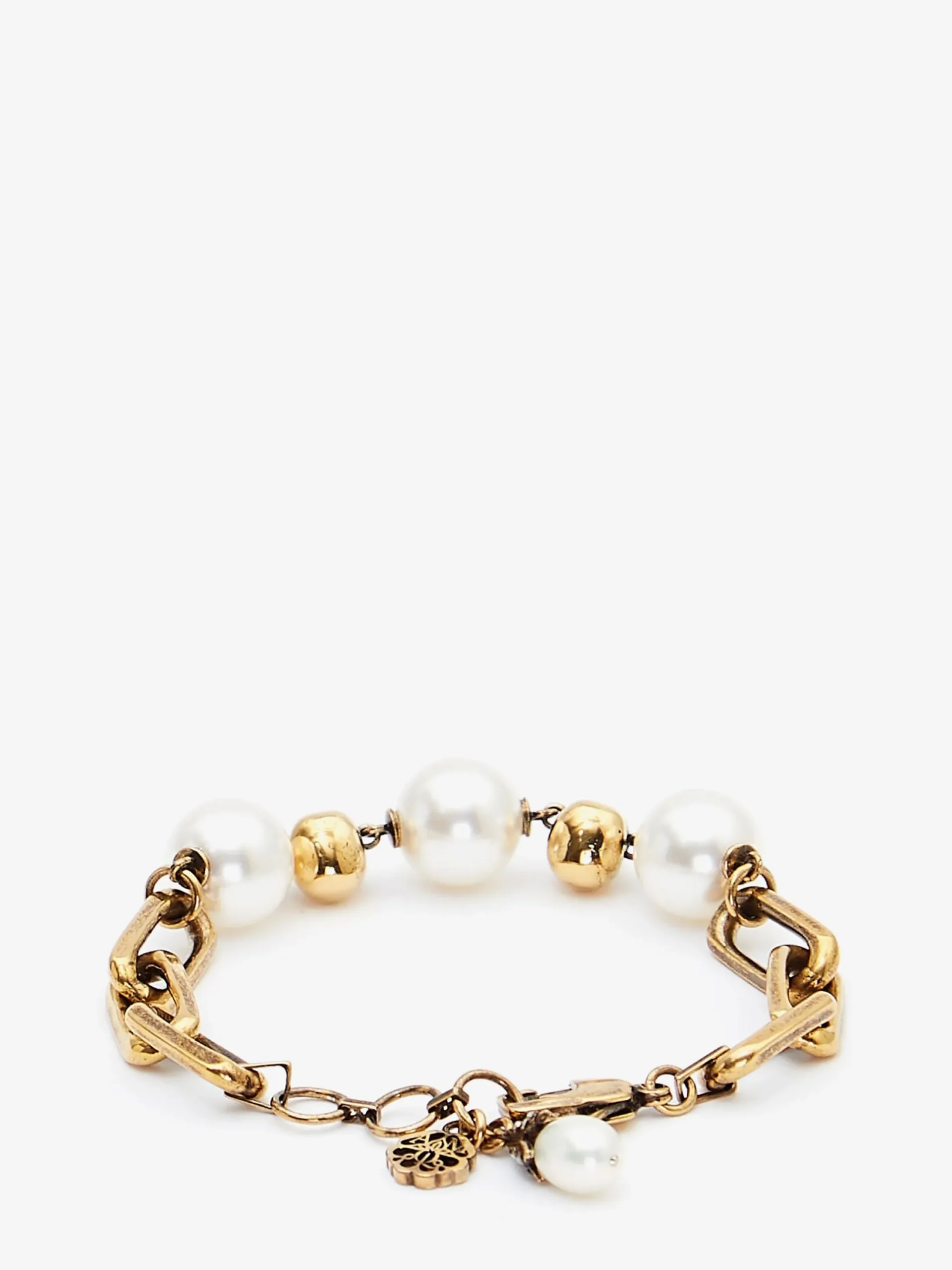 Discount Alexander McQueen Women's Pearl-like Skull Chain Bracelet in Antique Gold