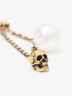 Store Alexander McQueen Women's Pearl-like Skull Chain Drop Earring in Antique Gold