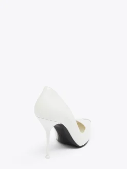 Sale Alexander McQueen Women's Punk Pump in Ivory/Silver