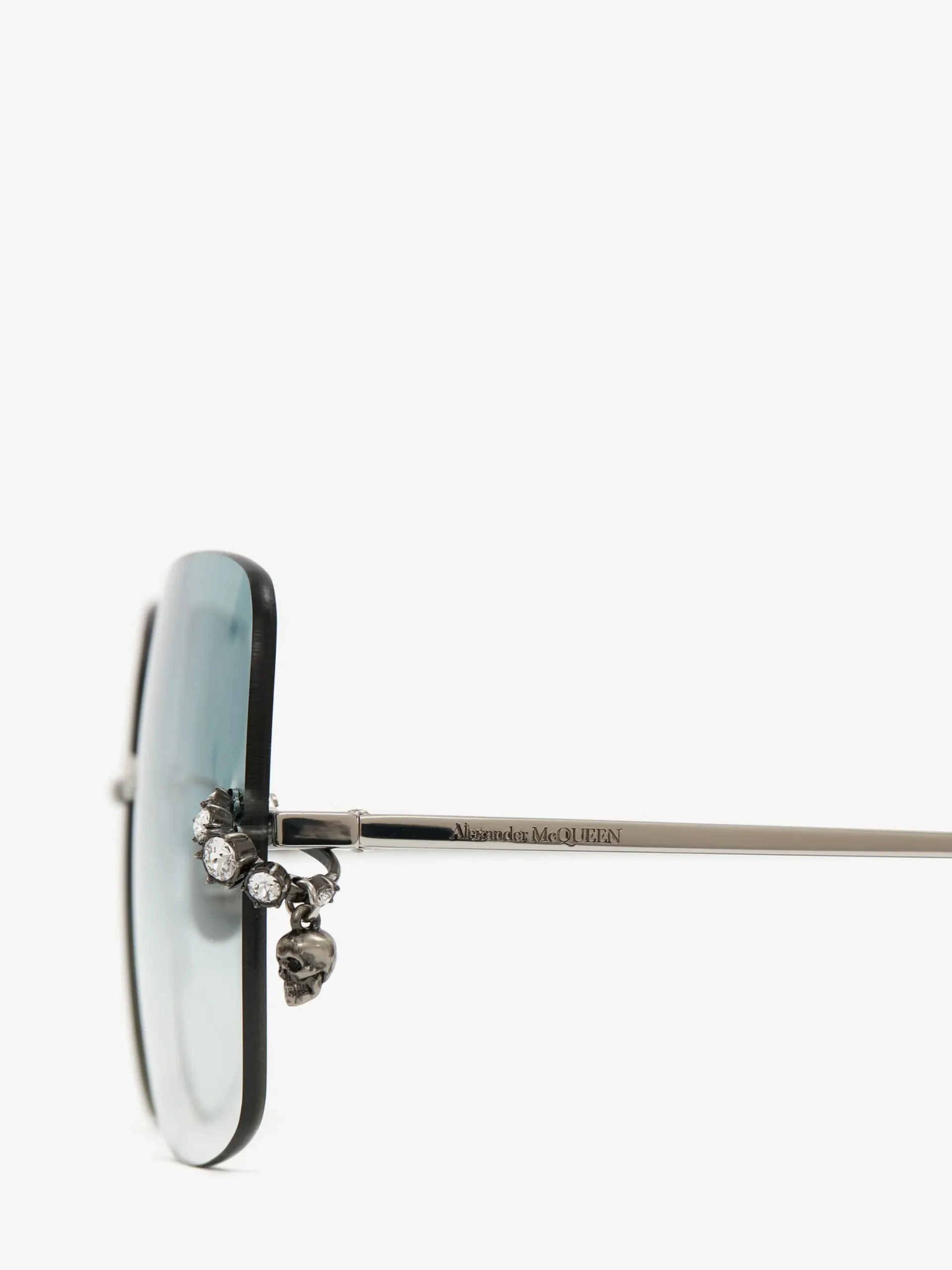 Discount Alexander McQueen Women's Skull Pendant Jewelled Sunglasses in Antique Silver