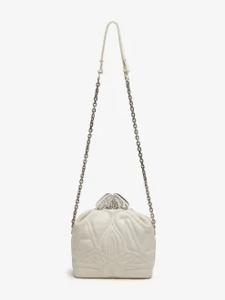 Outlet Alexander McQueen Women's The Seal Box in Soft ivory