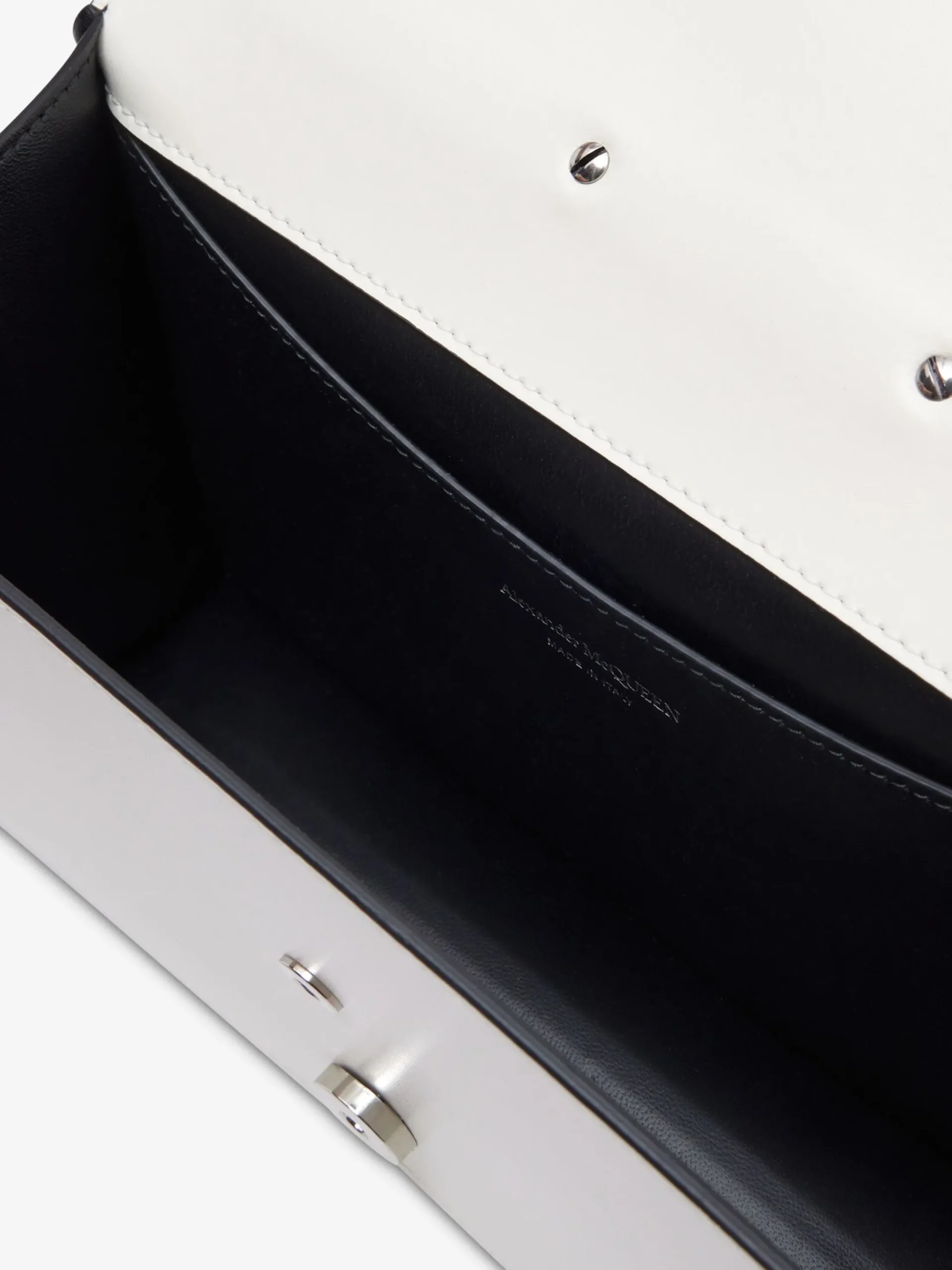 Best Sale Alexander McQueen Women's The Slash Bag in Ivory