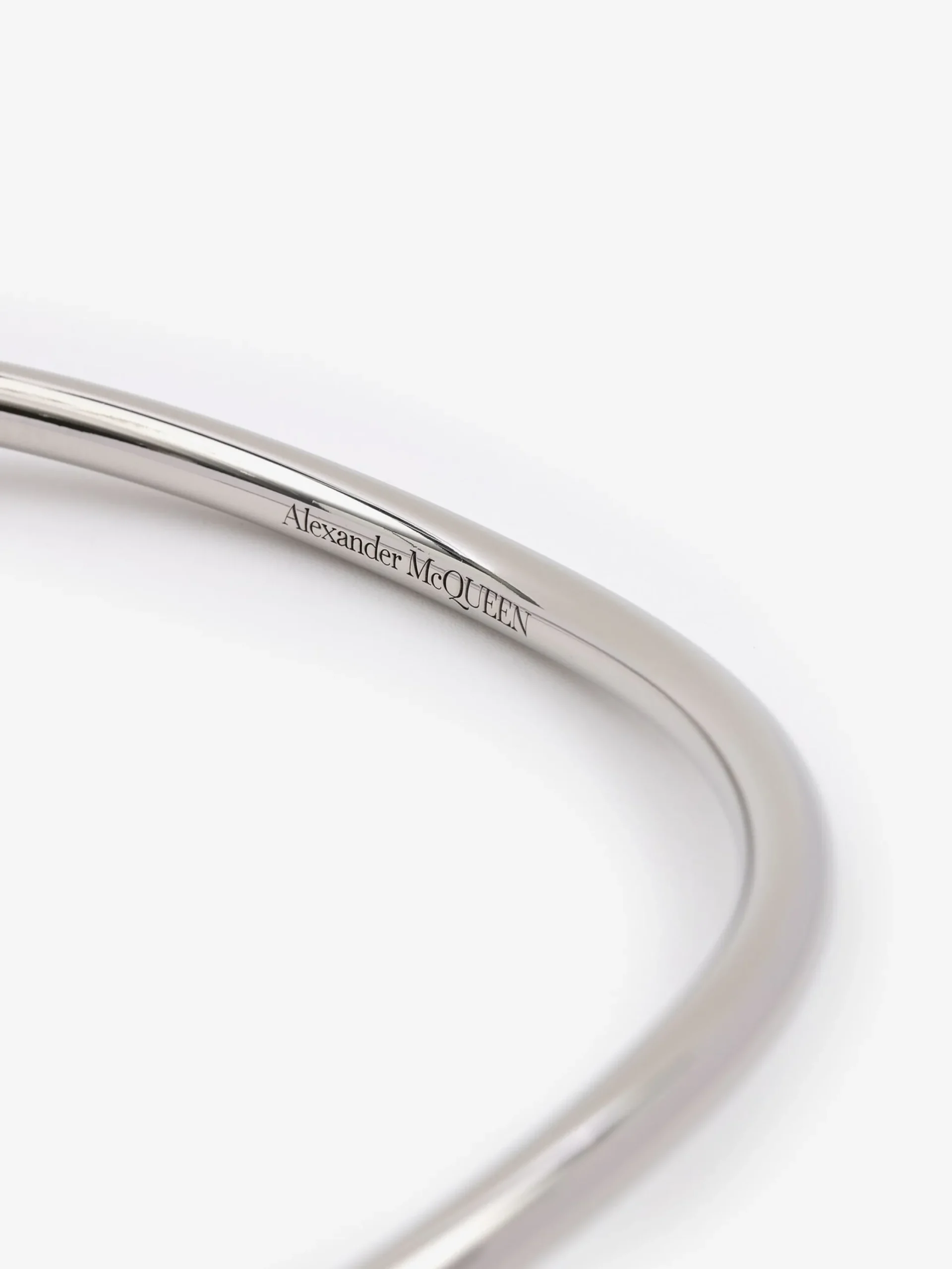 Discount Alexander McQueen Women's Thin Tubular Choker in Antique Silver