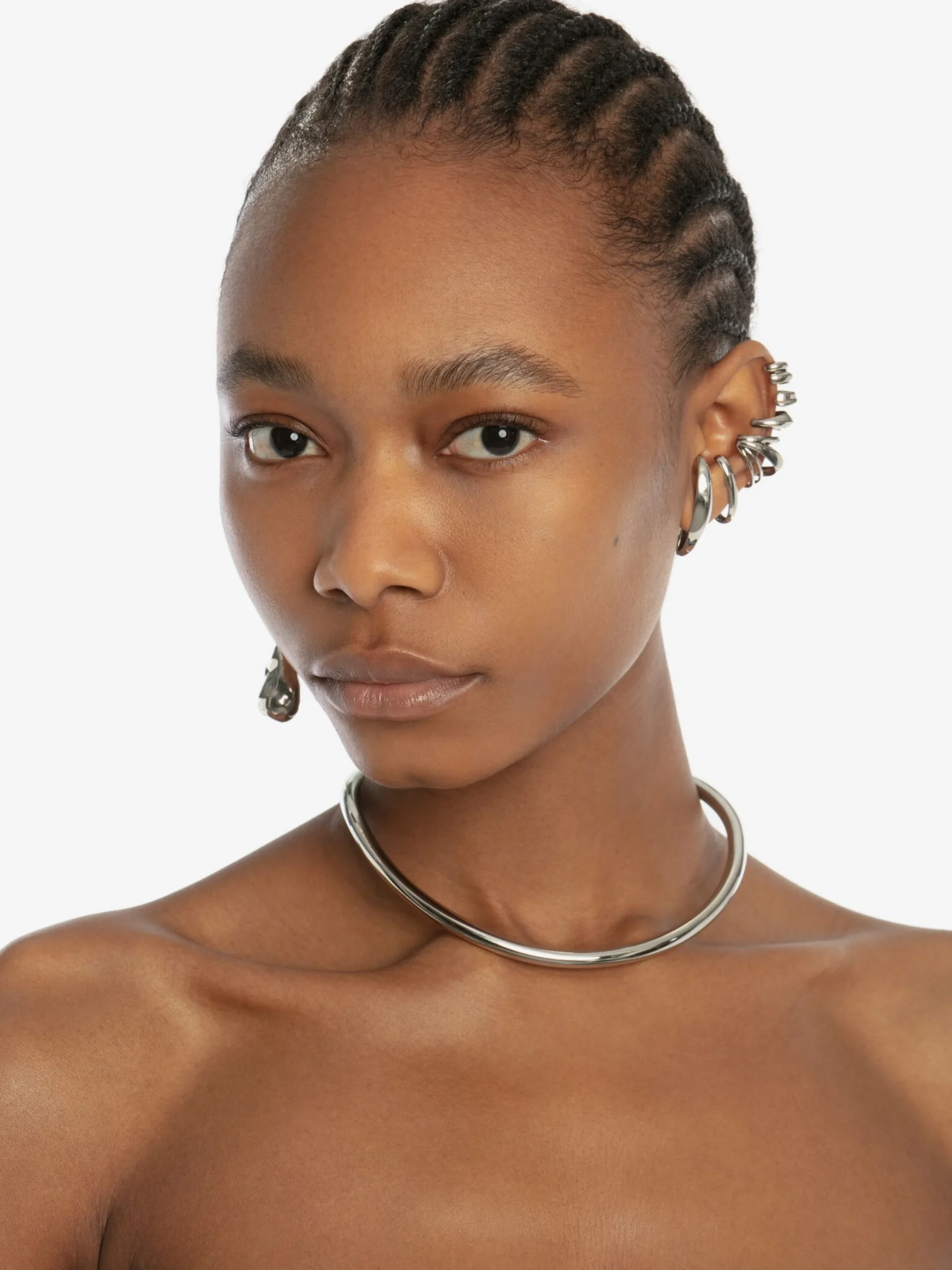 Discount Alexander McQueen Women's Thin Tubular Choker in Antique Silver